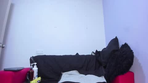 Snapshot of _nicollee chatting on 03.05.25 juliana online show from 03.05.25