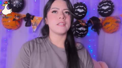 niiky online show from 10.22.25