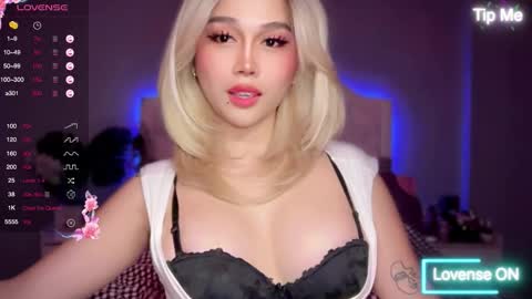 Lily online show from 09.09.25