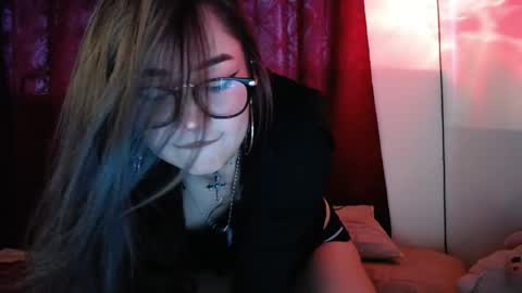 Paris online show from 03.31.26