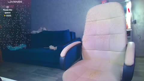 Snapshot of _pink__rabbit_ chatting on 06.02.26 Ilona online show from 06.02.26