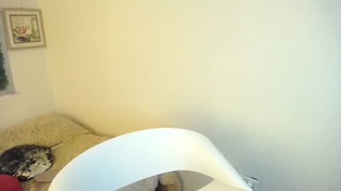 Snapshot of _poison_sweet chatting on 07.28.26 Laura online show from 07.28.26