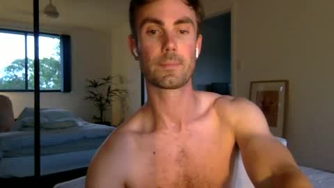 Snapshot of _r3ve_ chatting on 12.14.25 _r3ve_ online show from 12.14.25