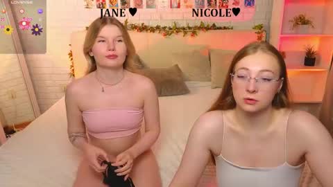 Snapshot of _ramune_ chatting on 05.31.26 Merlizz Eva Jane Mila Nicole left to right online show from 05.31.26