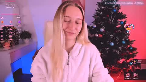 Snapshot of _ri_na_ chatting on 12.31.24 I am Rina online show from 12.31.24
