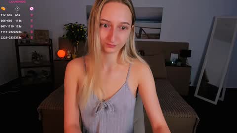 Snapshot of _ri_na_ chatting on 01.12.25 I am Rina online show from 01.12.25