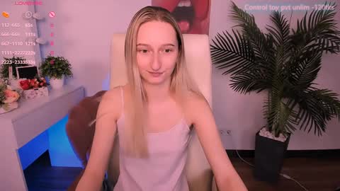 Snapshot of _ri_na_ chatting on 01.19.25 I am Rina online show from 01.19.25