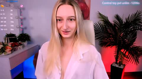 Snapshot of _ri_na_ chatting on 01.26.25 I am Rina online show from 01.26.25