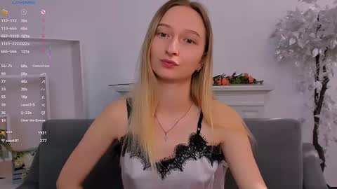 Snapshot of _ri_na_ chatting on 09.10.25 I am Rina online show from 09.10.25