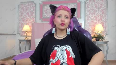 Snapshot of _saakuraa_ chatting on 12.05.24 1430 2100 -5 online show from 12.05.24