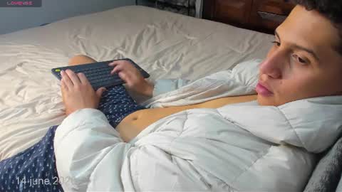 Snapshot of _sahhir chatting on 06.14.26 sair online show from 06.14.26