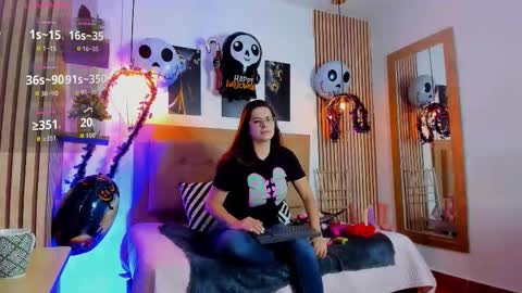 Snapshot of _samanthaa_foxx chatting on 10.14.25 SAMANTHA FOX online show from 10.14.25