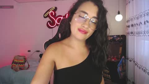 Snapshot of _santalove_ chatting on 02.05.25 SantaLove online show from 02.05.25