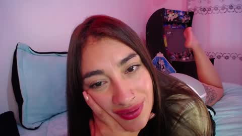 Snapshot of _santalove_ chatting on 03.12.25 SantaLove online show from 03.12.25