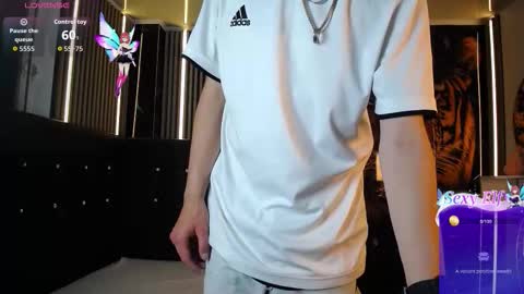 Snapshot of _santi2 chatting on 03.03.26 santi online show from 03.03.26