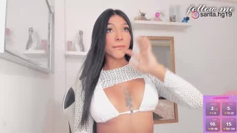 Snapshot of _sara_hernandez chatting on 11.02.25 Sara  intagram online show from 11.02.25