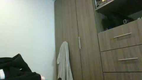 Snapshot of _sarahh_0hh chatting on 12.17.24 Sarah online show from 12.17.24