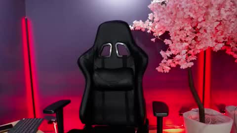 Sara online show from 11.14.25