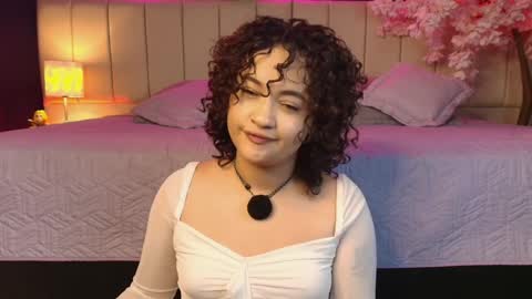 Sara online show from 04.12.26