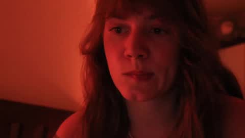 Snapshot of _sensualia_ chatting on 12.29.24 Lia online show from 12.29.24