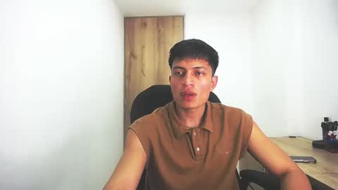 Juan Pablo-independent model online show from 02.28.26