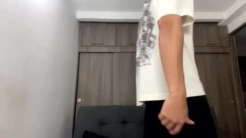 Juan Pablo-independent model online show from 03.13.26