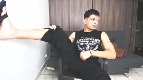 Juan Pablo-independent model online show from 03.21.26