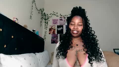 Snapshot of _sexysquirter chatting on 05.15.26 _sexysquirter online show from 05.15.26
