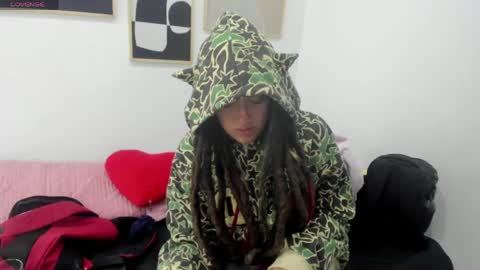 _sharlotte777 online show from 04.24.26