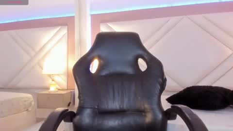 Shayra online show from 03.11.25