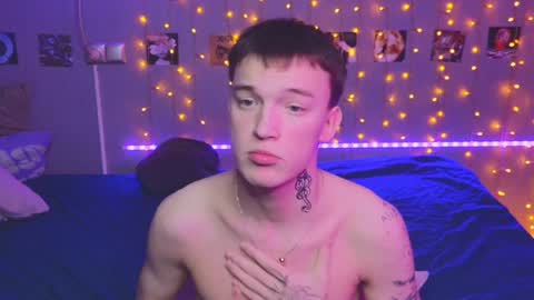 NATHANPVT IS OPEN online show from 12.12.24