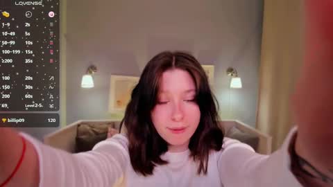 Snapshot of _sofi_spark chatting on 03.09.25 Sofi Follow me online show from 03.09.25