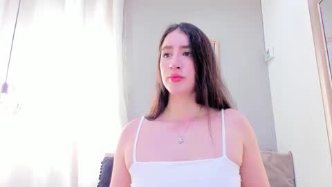 Snapshot of _sofia_cruz chatting on 11.05.25 640 200 online show from 11.05.25