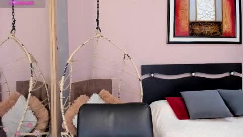 Snapshot of _sofia_cruz chatting on 12.02.25 640 200 online show from 12.02.25