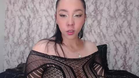 Snapshot of _sofiaparker_ chatting on 02.06.25 Sofia Parker online show from 02.06.25