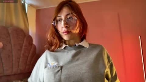 Snapshot of _sofivalentinaa chatting on 05.05.26 sofiiivalentinaA online show from 05.05.26
