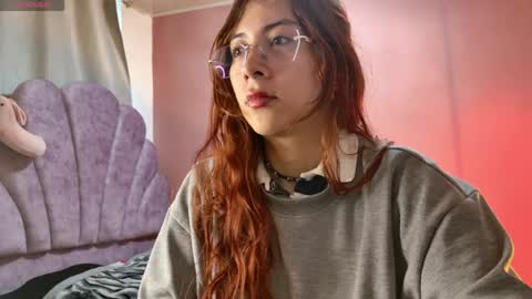 Snapshot of _sofivalentinaa chatting on 05.06.26 sofiiivalentinaA online show from 05.06.26