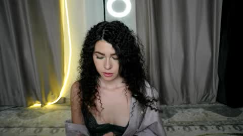 Sophy online show from 02.14.25