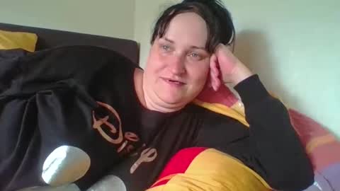 Snapshot of _squirty_pussyyy_ chatting on 06.03.26 Melisa online show from 06.03.26