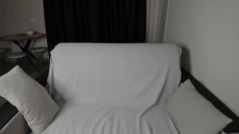 MARKPVT IS OPEN online show from 02.05.25