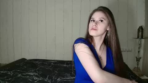 Snapshot of _stella_cardo_ chatting on 11.30.25 Stella Cardo online show from 11.30.25