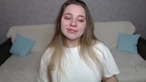 Snapshot of _sweet_lana_ chatting on 12.14.24 Lana online show from 12.14.24