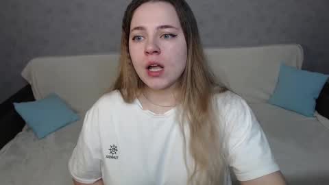 Snapshot of _sweet_lana_ chatting on 12.23.24 Lana online show from 12.23.24