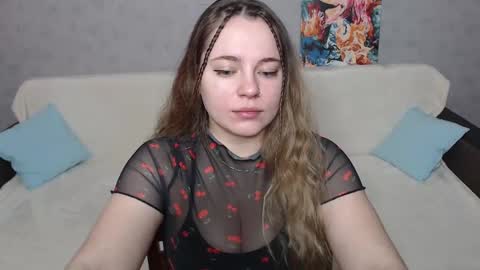 Snapshot of _sweet_lana_ chatting on 01.17.25 Lana online show from 01.17.25