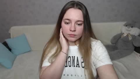 Snapshot of _sweet_lana_ chatting on 02.26.25 Lana online show from 02.26.25