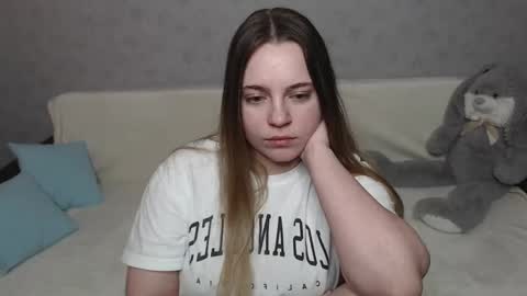 Snapshot of _sweet_lana_ chatting on 03.06.25 Lana online show from 03.06.25