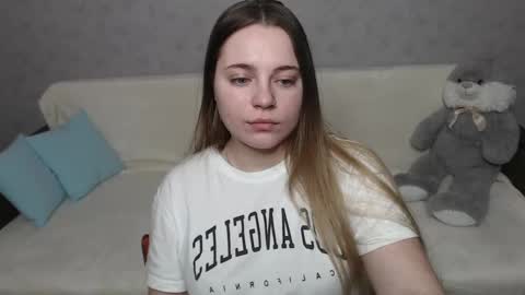 Snapshot of _sweet_lana_ chatting on 03.07.25 Lana online show from 03.07.25