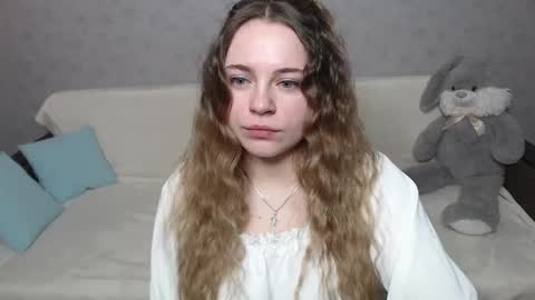 Snapshot of _sweet_lana_ chatting on 03.08.25 Lana online show from 03.08.25