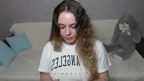 Snapshot of _sweet_lana_ chatting on 03.08.25 Lana online show from 03.08.25