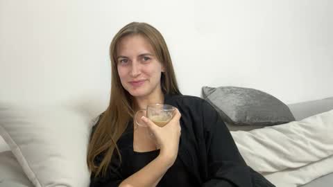 Snapshot of _sweet_lora chatting on 10.03.25 You can call me Lora  online show from 10.03.25